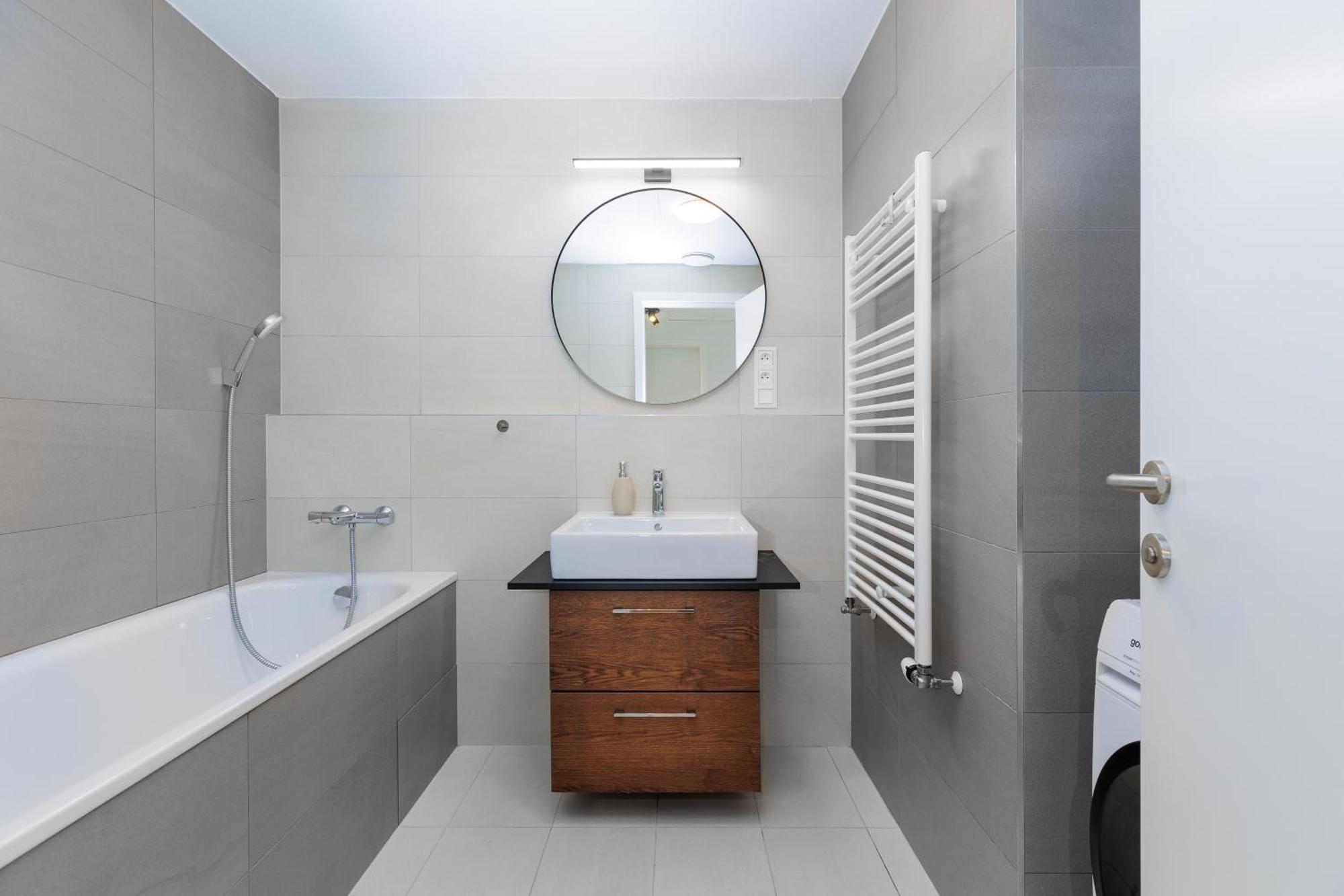Sky Park 1 - Luxurious #Instaworthy Apartment In Downtown City Center With Included Parking, Best Address In Town Bratislava Eksteriør bilde